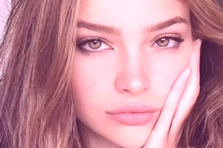 Chloe, 23, a dark blonde hazel-eyed mediterranean companion based in Tobia. Offering OWO, A-Level, CIM. Available for incall and outcall, day and evening dates.