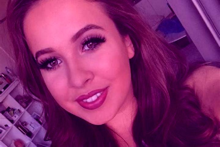 Chloe, 23, a red brown-eyed latina companion based in Charron. Offering Travel Companion, Erotic Massage, Girlfriend Experience, Overnight, Prostate Massage....