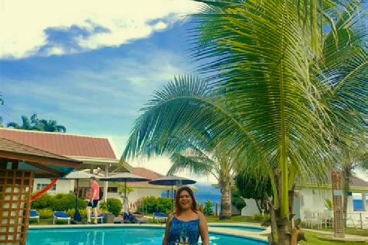 Chloe, 23 — Escort in Ilihan, Philippines