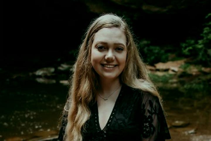 Chloe, 23 — Escort in Joiner, United States