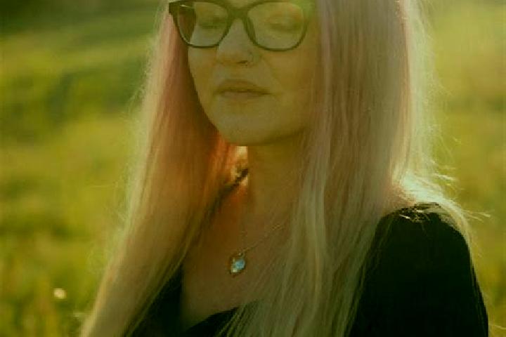 Chloe, 23 — Escort in Kimberly, United States