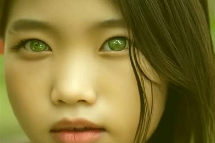 Chloe, 24, a black green-eyed asian companion based in El Tablon. Offering Duos, Deep French Kissing, Fetish. Available for incall and outcall, overnight boo...