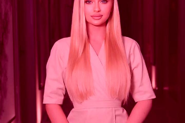 Chloe, 24, a blonde dark-eyed european companion based in Belleville-sur-Mer. Offering BDSM, Tantra, Erotic Massage. Available for incall and outcall, day an...