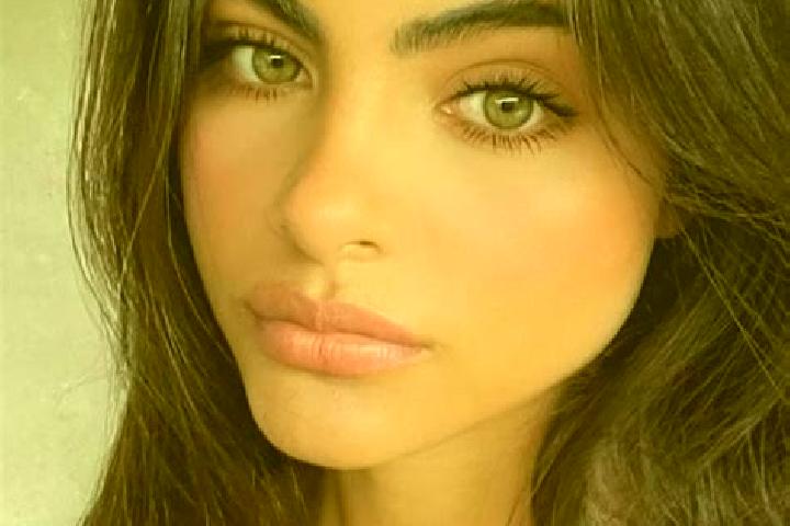 Chloe, 24, a brunette green-eyed middle eastern companion based in Bluewater. Offering Party Girl, Travel Companion, Prostate Massage. Available for incall a...