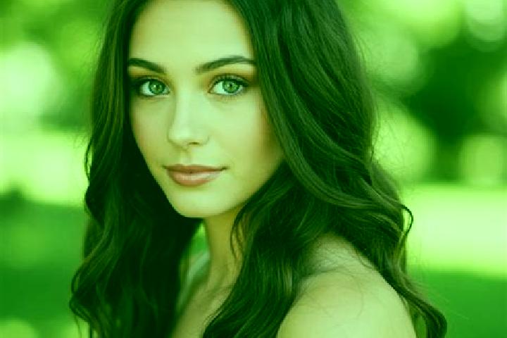 Chloe, 24, a brunette hazel-eyed latina companion based in Savadisla. Offering Erotic Massage, Domination, Striptease. Available for incall and outcall, day ...