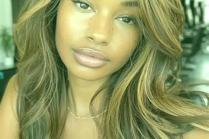 Chloe, 24, a dark blonde dark-eyed mixed companion based in Deblin. Offering Deep French Kissing, Roleplay, Couples. Available for incall and outcall, overni...