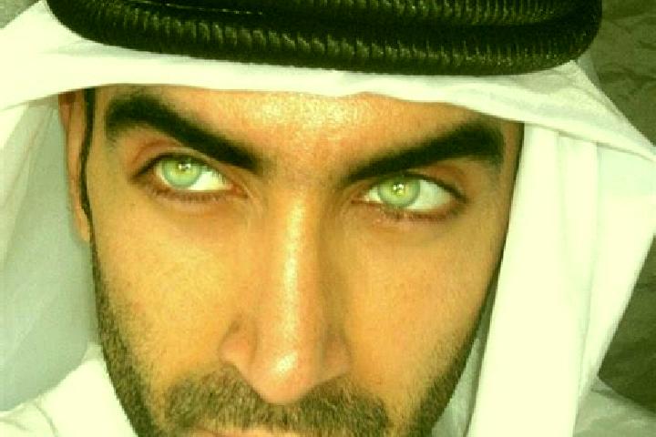 Chloe, 24, a red grey-eyed middle eastern companion based in Kambingan. Offering BDSM, Massage, Deep French Kissing, Roleplay, Travel Companion. Available fo...