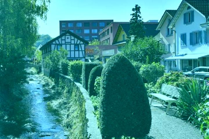 Chloe, 24 — Escort in Affoltern / Butzen, Switzerland