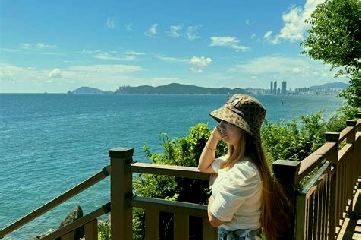 Chloe, 24 — Escort in Cabra, Philippines