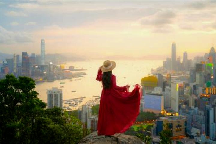 Chloe, 24 — Escort in Healthy Gardens, Hong Kong