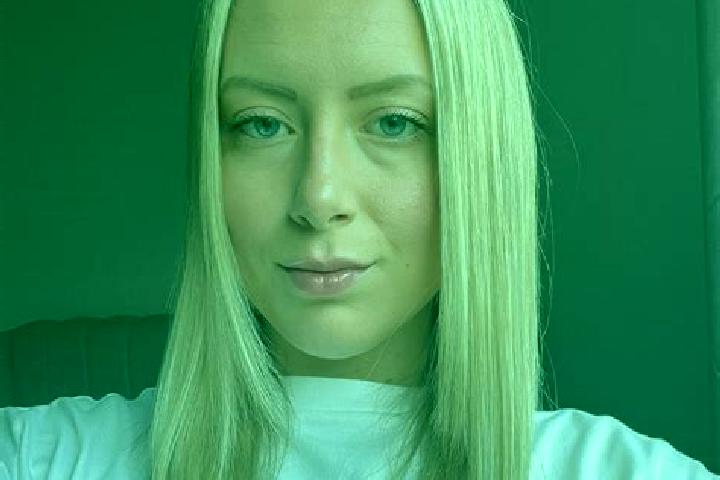 Chloe, 24 — Escort in Muirhead, United Kingdom