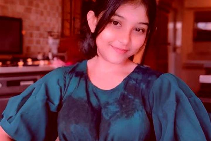 Chloe, 24 — Escort in Rani Khera, India