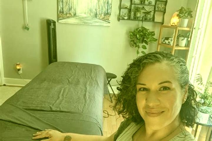 Chloe, 25, a black grey-eyed european companion based in Gouakpale. Offering 69, GFE, Massage. Available for incall and outcall, day and evening dates.