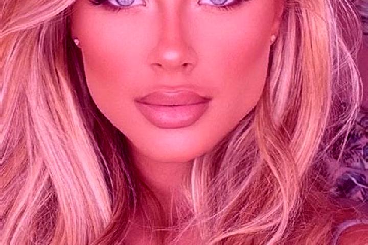Chloe, 25, a blonde blue-eyed latina companion based in Mannachanallur. Offering Dinner Date, Tantra, Erotic Massage, Domination. Available for incall and ou...