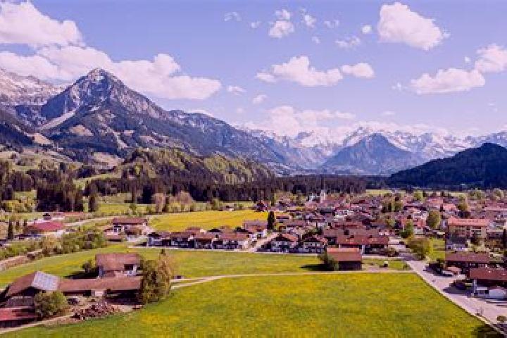 Chloe, 25 — Escort in Balderschwang, Germany
