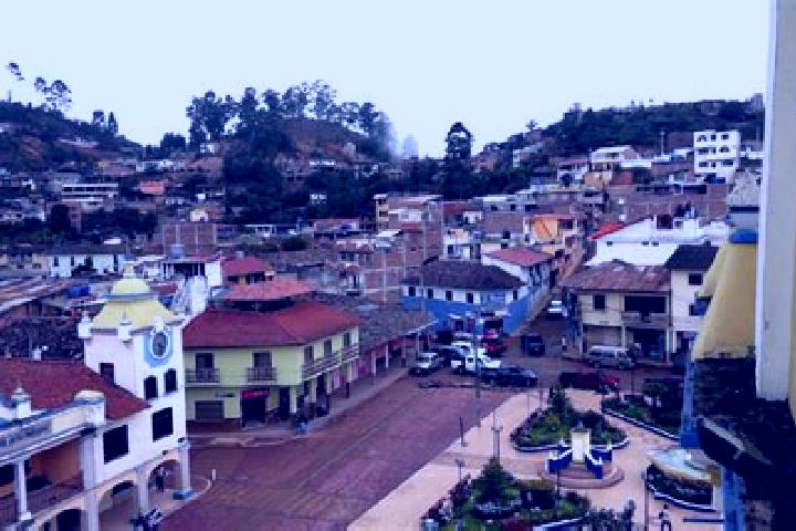 Chloe, 25 — Escort in Catacocha, Ecuador