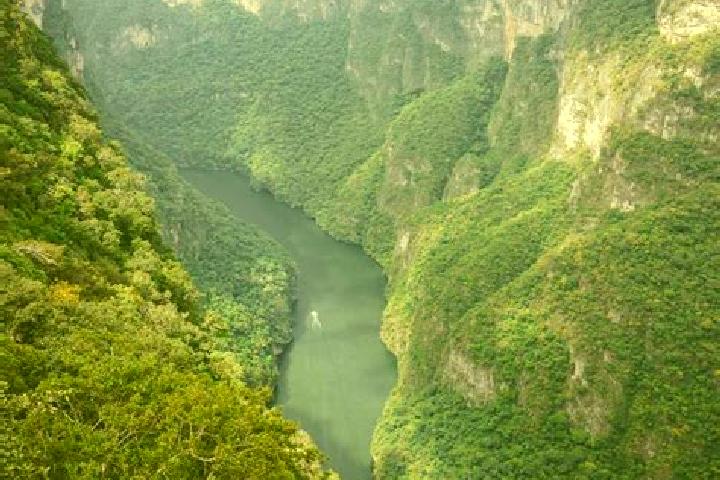 Chloe, 25 — Escort in Sumidero, Mexico