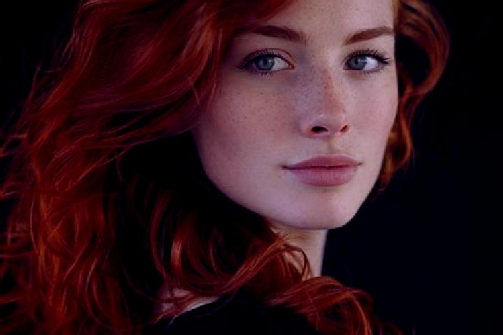 Chloe, 26, a auburn green-eyed european companion based in Centro Urbano. Offering BDSM, Deep French Kissing, Party Girl. Available for incall and outcall, d...
