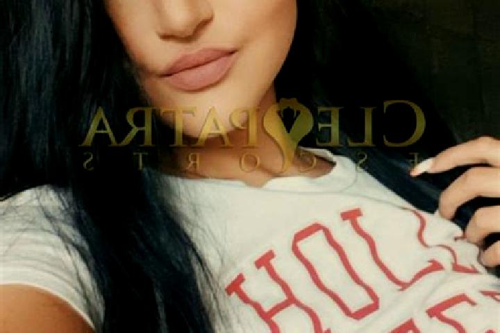 Chloe, 26, a blonde dark-eyed latina companion based in Millen. Offering Tantra, Massage, OWO, Party Girl. Available for incall and outcall, day and evening ...