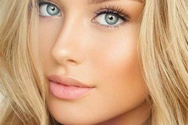 Chloe, 26, a blonde grey-eyed latina companion based in Benis. Offering A-Level, Fetish, Prostate Massage. Available for incall and outcall, overnight bookin...