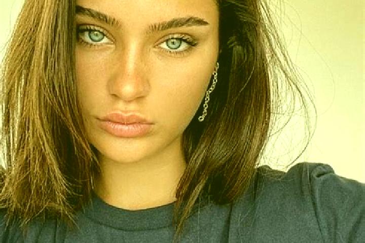 Chloe, 26, a brunette dark-eyed mixed companion based in Saybrook. Offering Massage, Tantra, 69, Fetish. Available for incall and outcall, day and evening da...