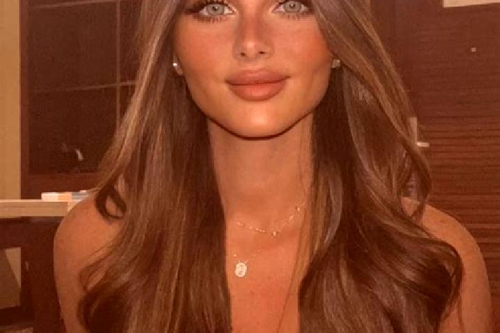 Chloe, 26, a brunette dark-eyed slavic companion based in Glenvale. Offering BDSM, GFE, Couples, Striptease. Available for incall and outcall, day and evenin...