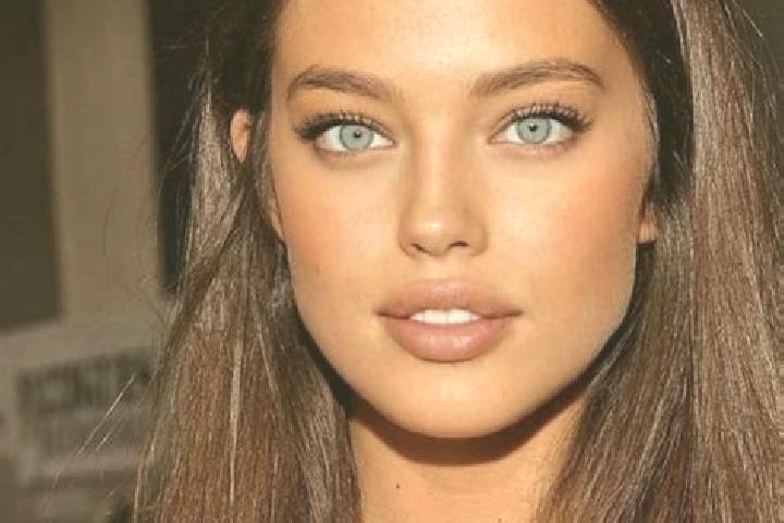 Chloe, 26, a chestnut green-eyed latina companion based in Belas. Offering Roleplay, Dinner Date, A-Level. Available for incall and outcall, day and evening ...