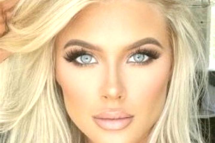 Chloe, 26, a platinum blonde amber-eyed mixed companion based in Begichevskiy. Offering Massage, Erotic Massage, Dinner Date, Girlfriend Experience, GFE. Ava...