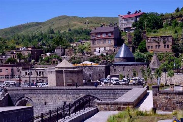 Chloe, 26 — Escort in Bitlis, Turkey