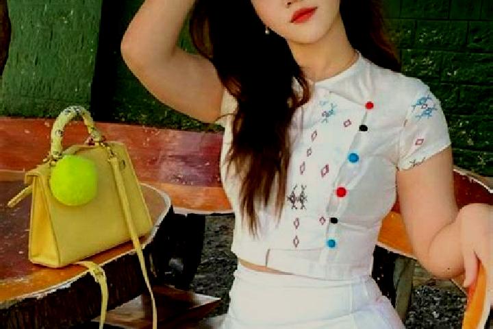 Chloe, 26 — Escort in Saung Lin, Myanmar