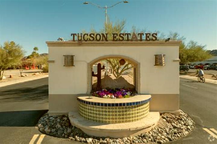 Chloe, 26 — Escort in Tucson Estates, United States