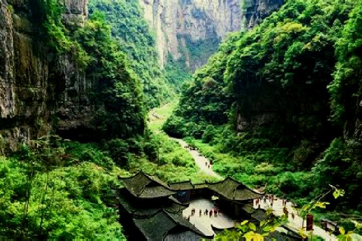 Chloe, 26 — Escort in Wulong, China