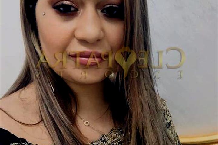 Chloe, 27, a black dark-eyed asian companion based in Preobrazhenskaya. Offering Striptease, GFE, Erotic Massage, CIM, Tantra. Available for incall and outca...