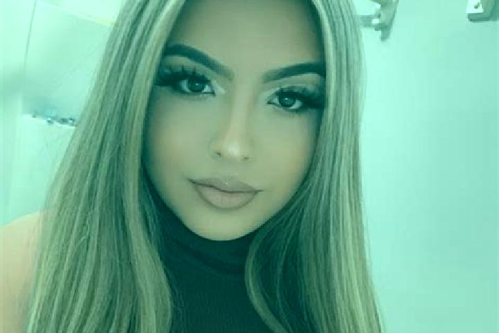 Chloe, 27, a blonde dark-eyed latina companion based in Vozdvizhenka. Offering Striptease, Duos. Available for incall and outcall, day and evening dates.
