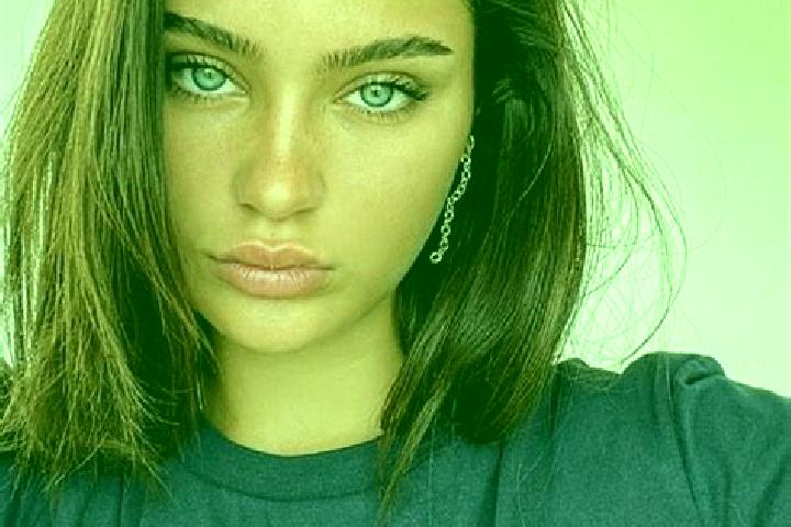 Chloe, 27, a brunette blue-eyed slavic companion based in Lanrivain. Offering Duos, Overnight, Massage, Girlfriend Experience. Available for incall and outca...