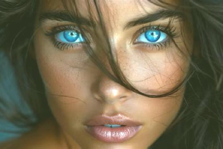 Chloe, 27, a chestnut blue-eyed middle eastern companion based in Trema. Offering A-Level, Roleplay, Overnight, Couples, Fetish. Available for incall and out...