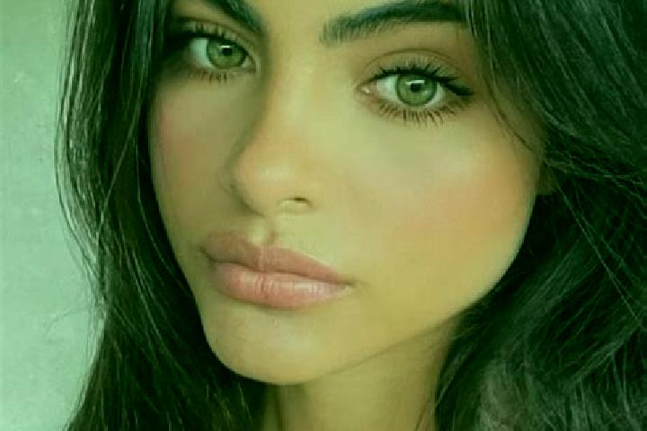 Chloe, 27, a red dark-eyed indian companion based in Povorino. Offering CIM, Massage, Girlfriend Experience, BDSM. Available for incall and outcall, day and ...