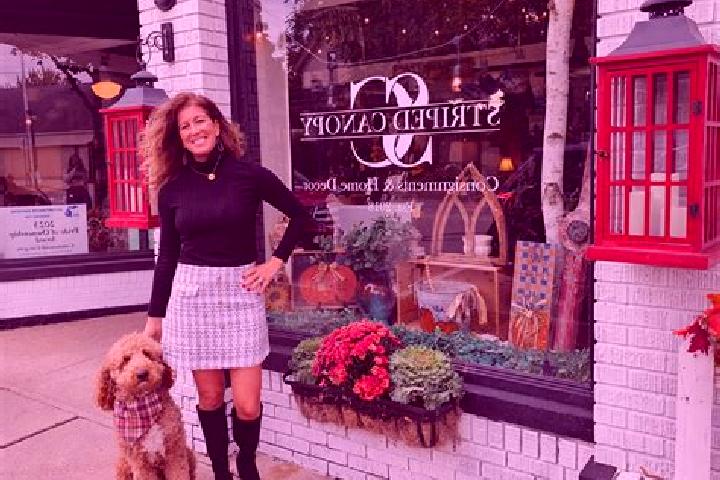 Chloe, 27 — Escort in Essexville, United States