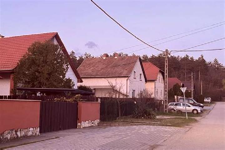 Chloe, 27 — Escort in Kesztolc, Hungary