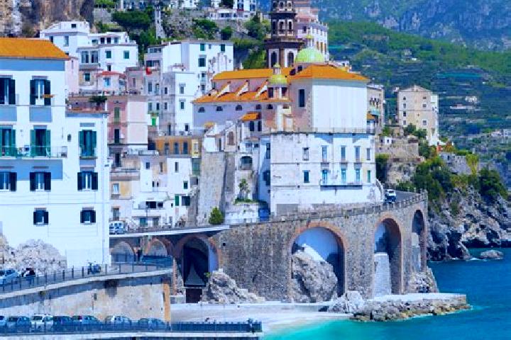 Chloe, 27 — Escort in Leccio, Italy