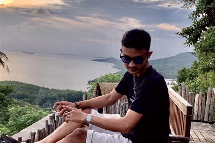 Chloe, 27 — Escort in Moch, Micronesia