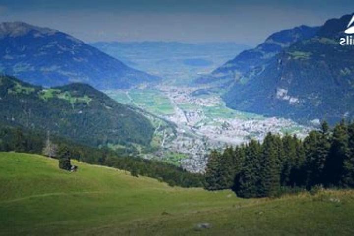 Chloe, 27 — Escort in Oberurnen, Switzerland