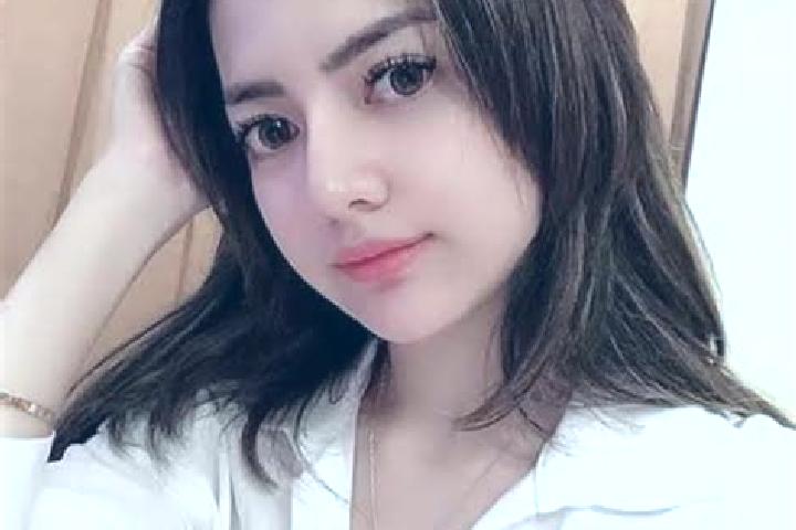 Chloe, 27 — Escort in Rembang, Indonesia