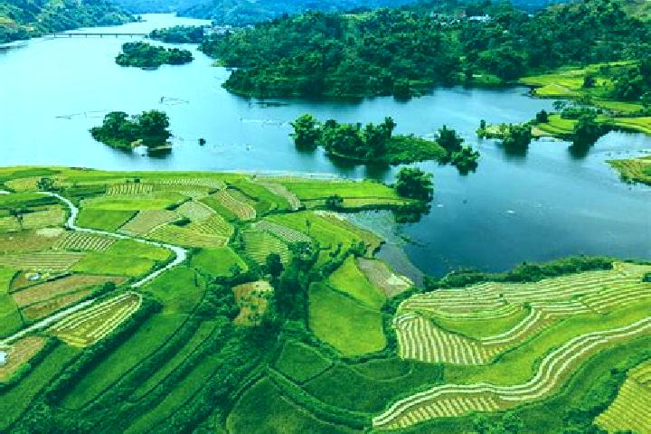 Chloe, 27 — Escort in Tuyen Quang, Vietnam