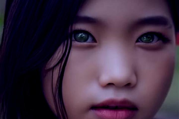 Chloe, 28, a dark blonde green-eyed asian companion based in Nijverdal. Offering OWO, Fetish, Prostate Massage. Available for incall and outcall, overnight b...