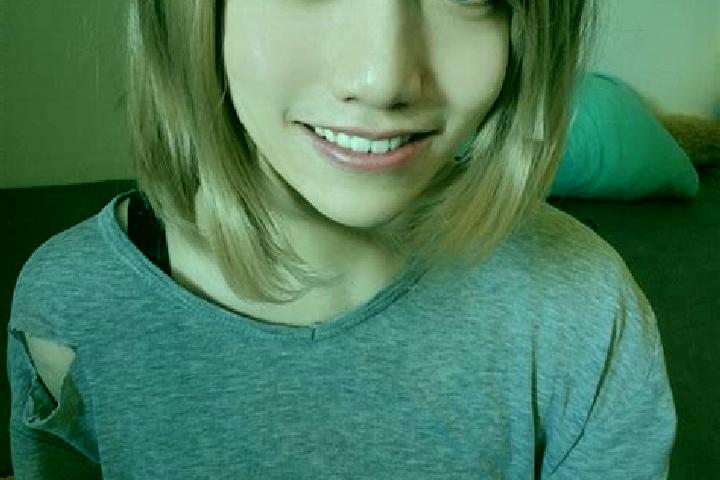Chloe, 28, a platinum blonde brown-eyed asian companion based in Bibesti. Offering Duos, OWO, Erotic Massage, Travel Companion. Available for incall and outc...