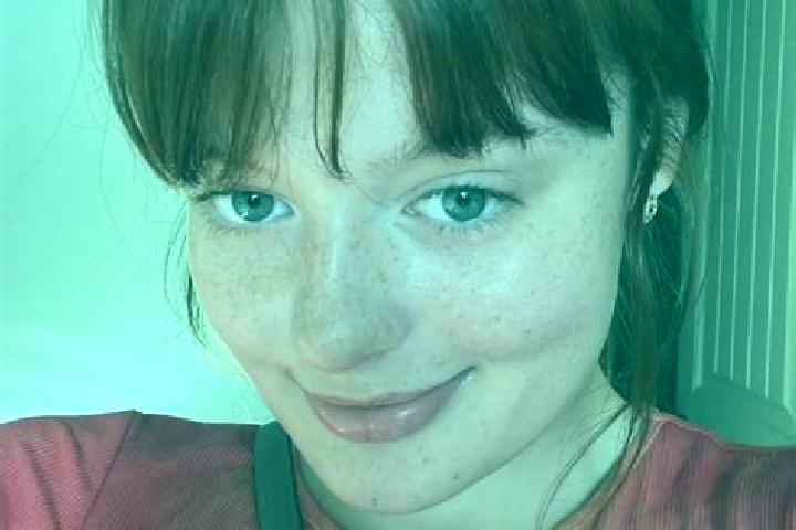 Chloe, 28, a red dark-eyed ebony companion based in Nowsolia Gaon. Offering Fetish, CIM, 69. Available for incall and outcall, overnight bookings available.