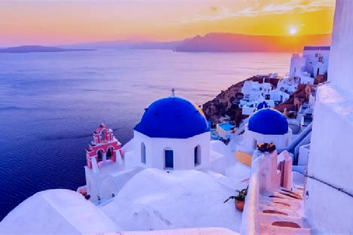 Chloe, 28 — Escort in Ampelona, Greece