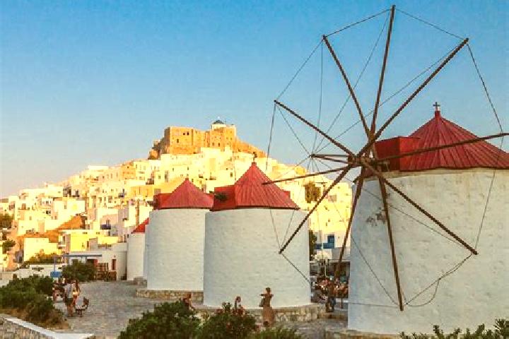 Chloe, 28 — Escort in Astypalaia, Greece