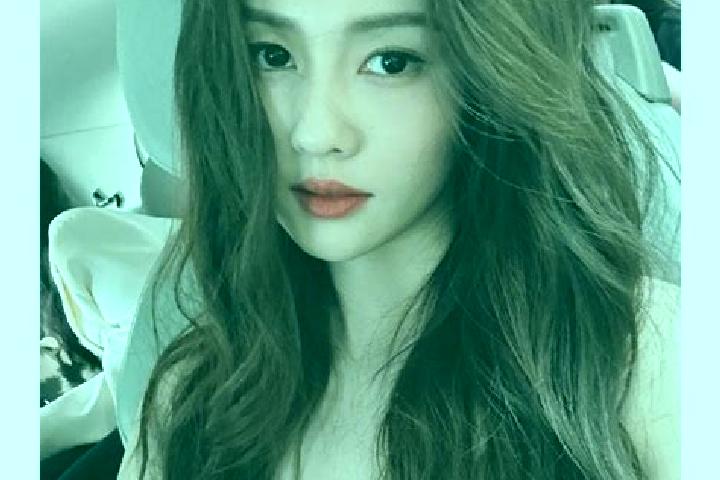 Chloe, 28 — Escort in Dajiang, China